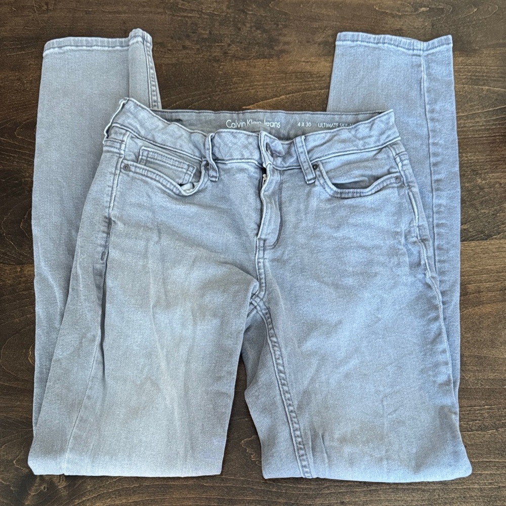 Calvin Klein Women's ultimate Skinny Jeans